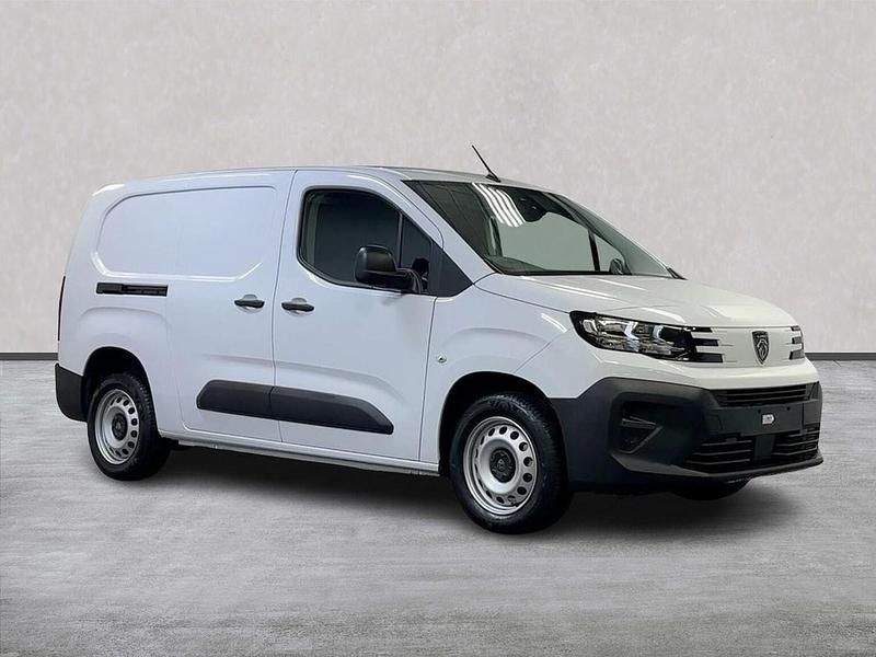 New Peugeot Expert 143 HP (105 kW) 2025 White Van