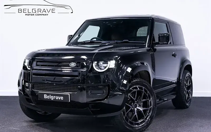 Used Land Rover Defender S 250 HP (183 kW) 2023 Black SUV