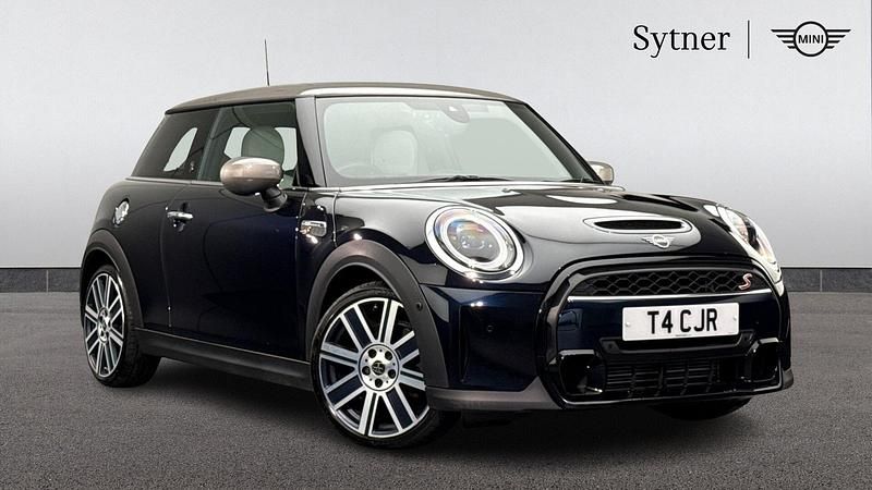 Black Used 2023 Mini Cooper S Exclusive Hatchback | £22,000 (Good price) - Image 1/4