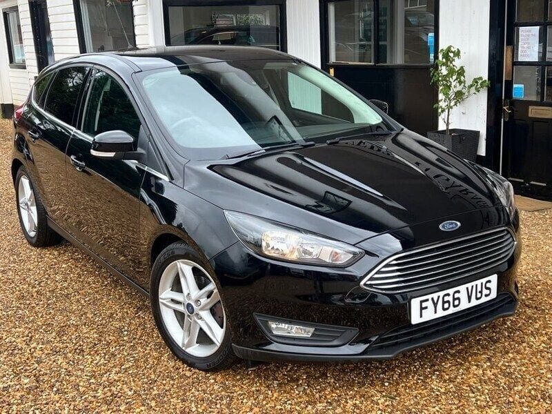 Black Used 2016 Ford Focus Zetec Hatchback | £6,898 (Fair price) - Image 1/4
