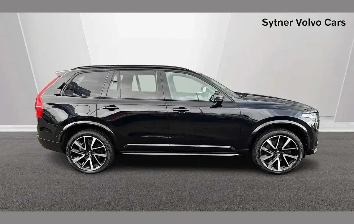 Used Volvo XC90 Plus 449 HP (330 kW) 2022 Black SUV