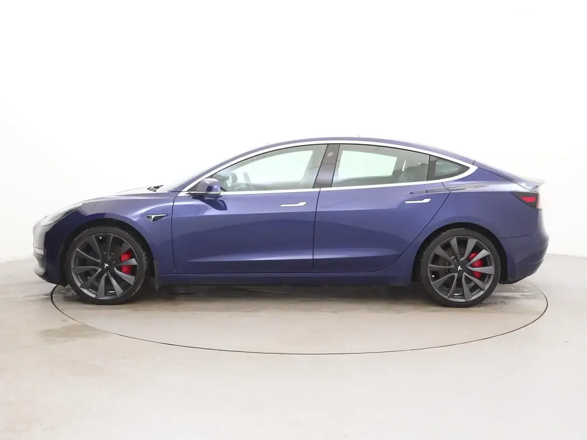 Used Tesla Model 3 Performance 461 kW (627 HP) 2020 Blue Sedan