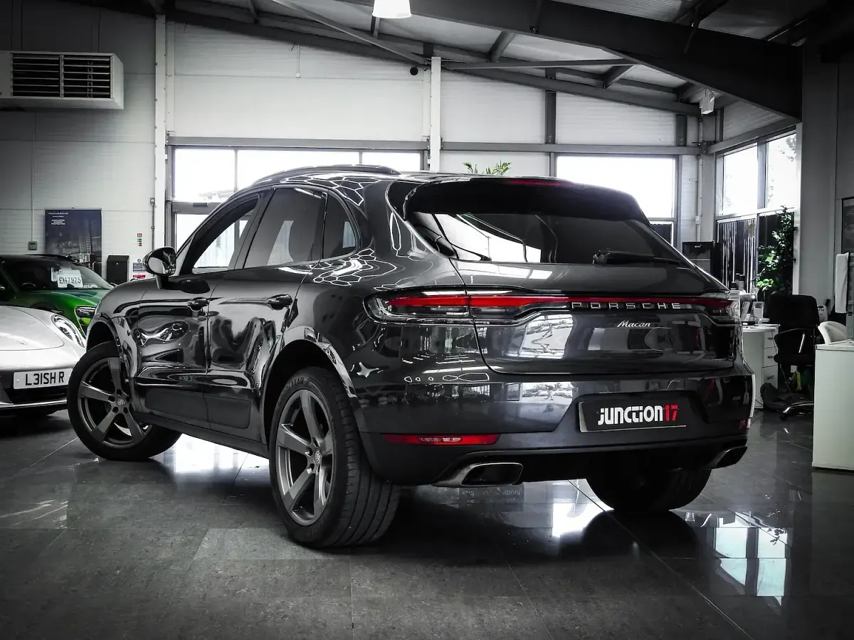 Begagnad Porsche Macan 2019 Grå SUV