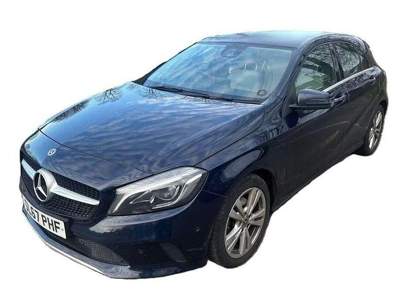 Used Mercedes A180 Premium 122 HP (89 kW) 2017 Blue Hatchback
