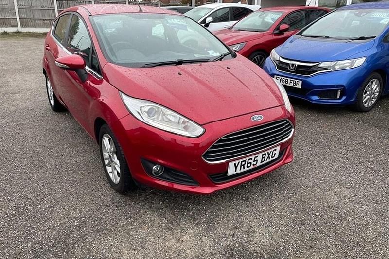 Red Used 2015 Ford Fiesta Zetec Hatchback | £4,750 (Fair price) - Image 1/1