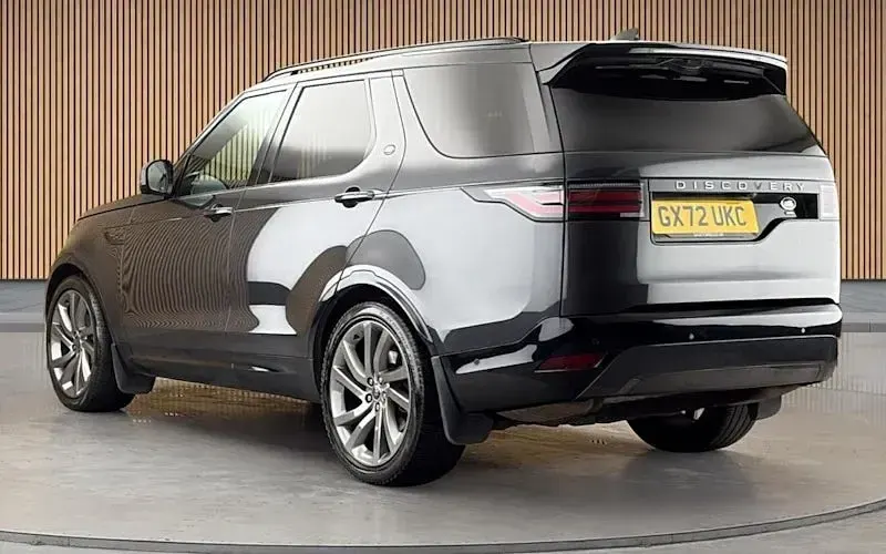 Used Land Rover Discovery 5 HSE Dynamic 300 HP (220 kW) 2022 SUV