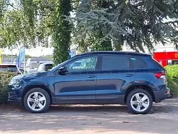 Used Skoda Karoq SE 150 HP (110 kW) 2019 Blue SUV