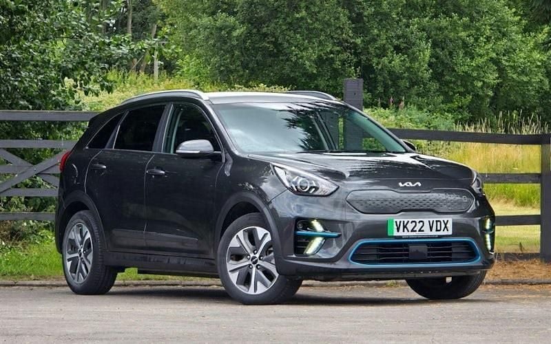 Grey Used 2022 Kia e-Niro 2 SUV | £14,850 (Fair price) - Image 1/4