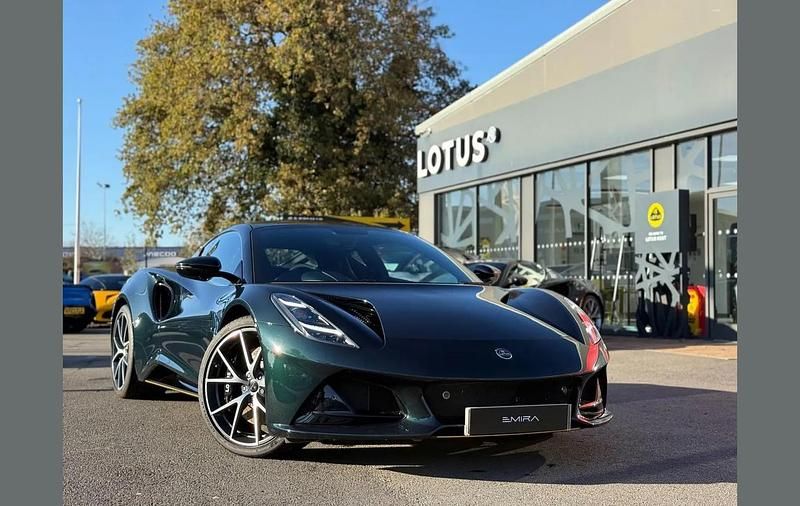 Used Lotus Emira 361 HP (265 kW) 2024 Yellow Coupe