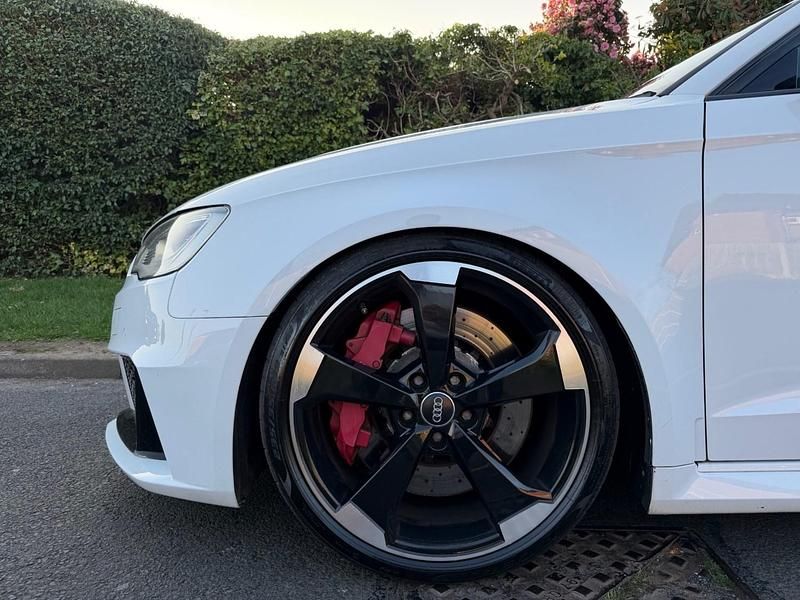 Używany Audi RS3 Sport 2016 Biały Sedan/Limuzyna