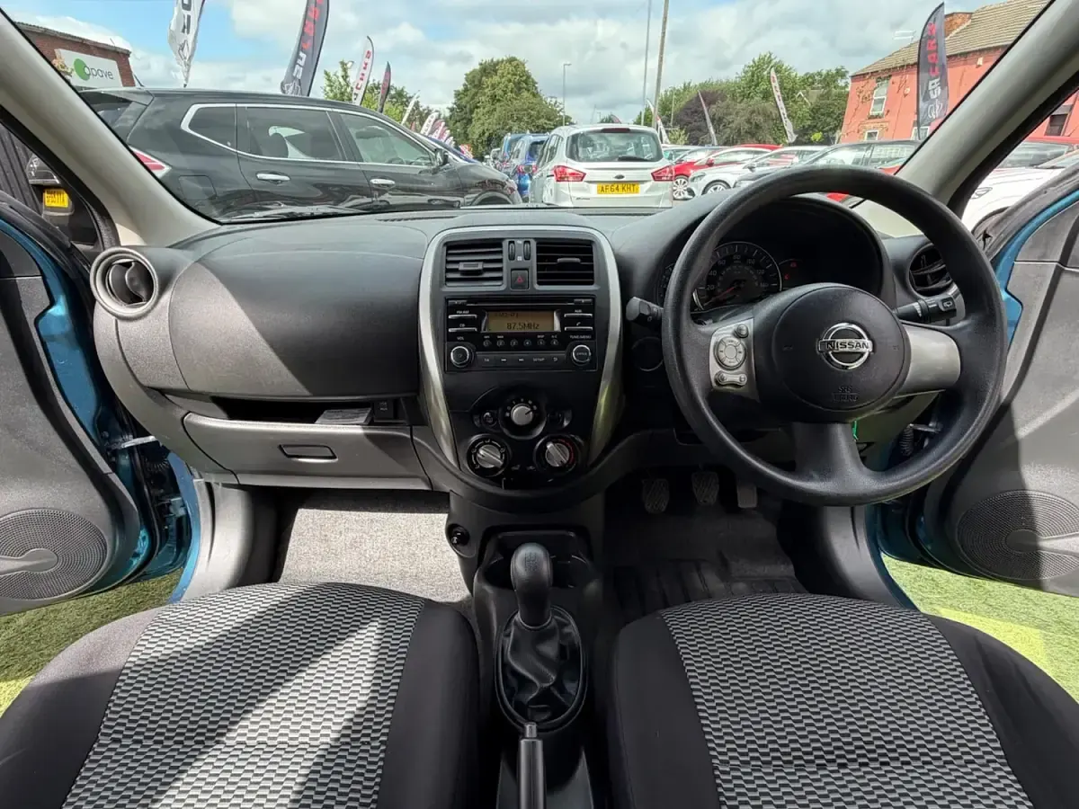 Used Nissan Micra Visia 80 HP (58 kW) 2014 Blue Hatchback