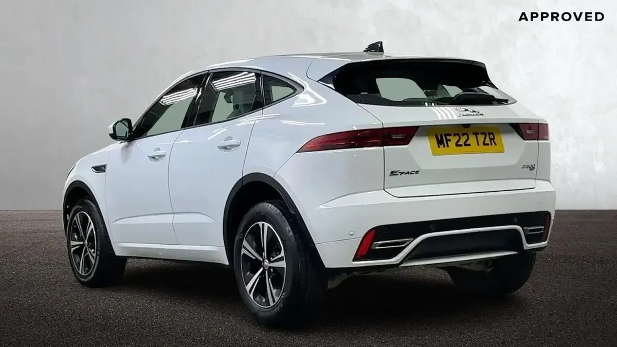 Usado Jaguar E-Pace R-Dynamic 204 HP (150 kW) 2022 Branco SUV