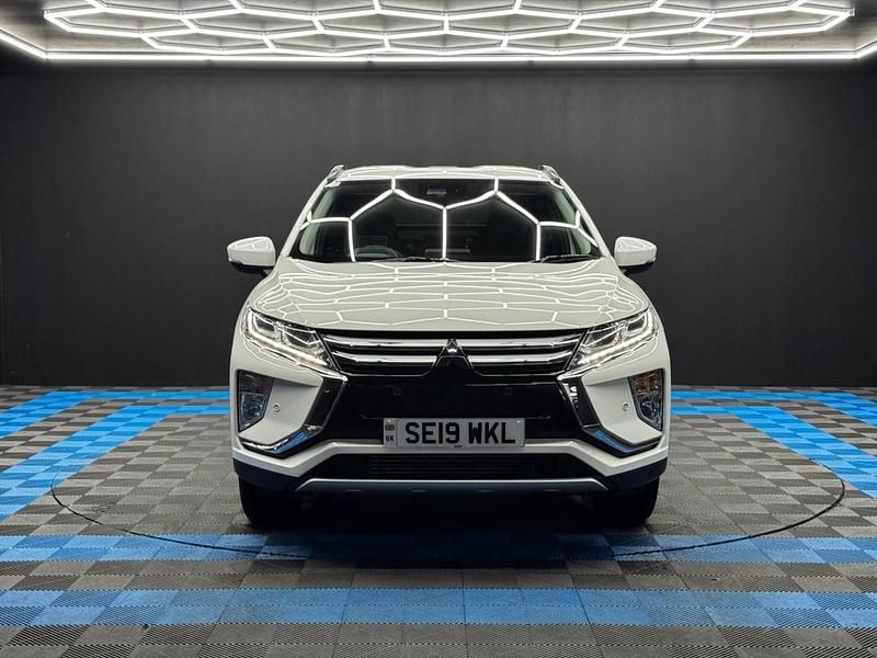 Used Mitsubishi Eclipse 2019 White Hatchback