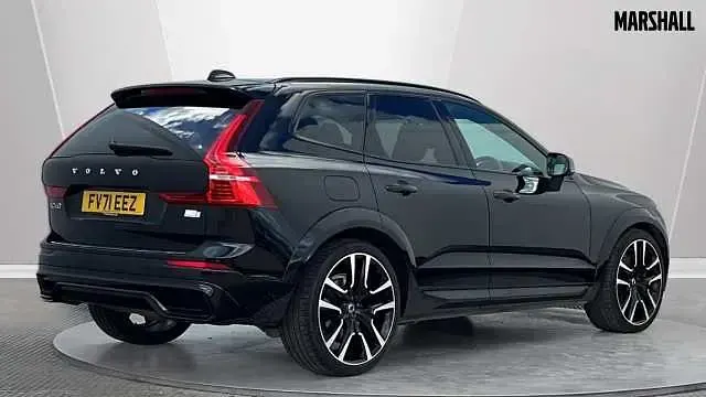 Used Volvo XC60 R-Design Pro 390 HP (286 kW) 2021 Black SUV