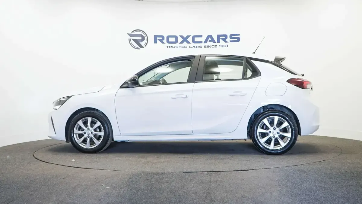 Used Vauxhall Corsa Edition 75 HP (55 kW) 2022 White Hatchback