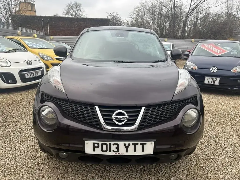 Usado Nissan Juke S 117 HP (86 kW) 2013 Preto SUV