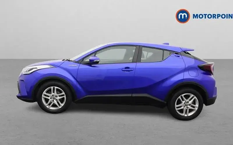 Second-hand Toyota C-HR 122 CP (89 kW) 2023 SUV