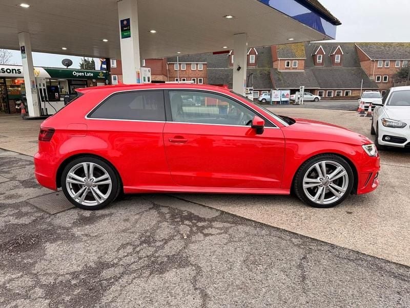 Used Audi A3 S-Line 184 HP (135 kW) 2014 Red Hatchback