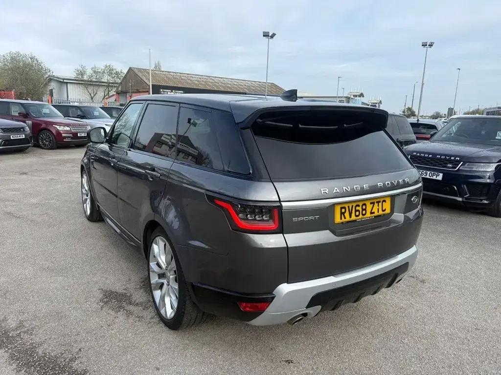 Second-hand Land Rover Range Rover Sport HSE 300 CP (220 kW) 2018 Gri SUV