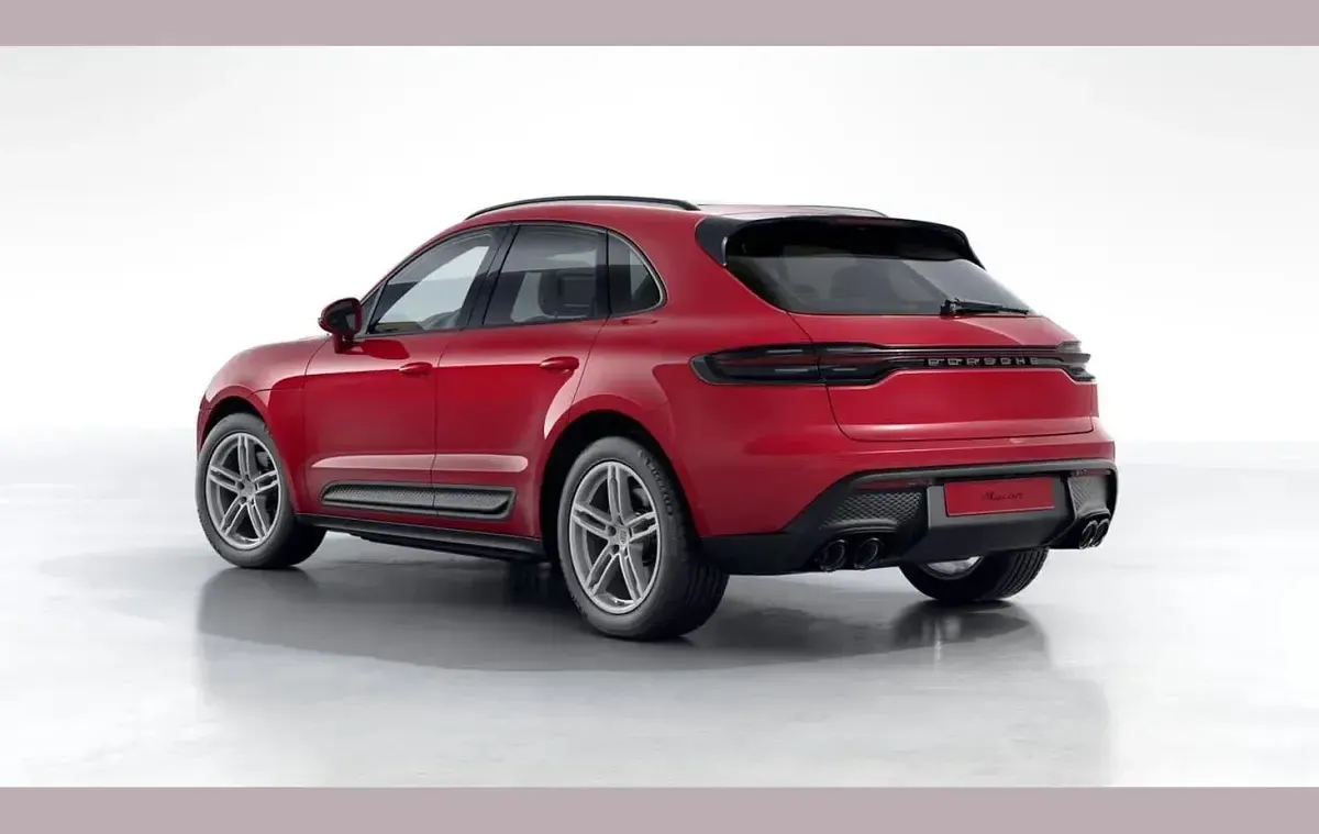 Used Porsche Macan 261 HP (191 kW) 2024 Red SUV