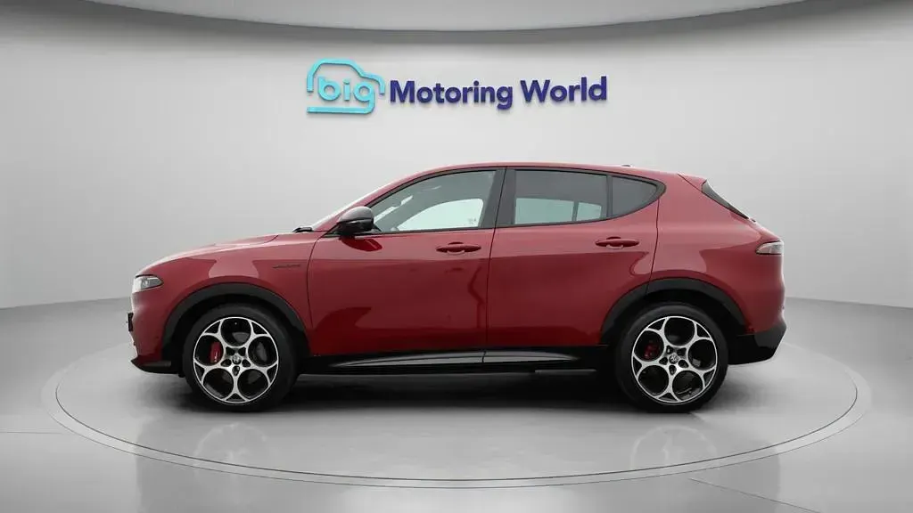 Used Alfa Romeo Tonale Sprint 160 HP (117 kW) 2024 Red SUV