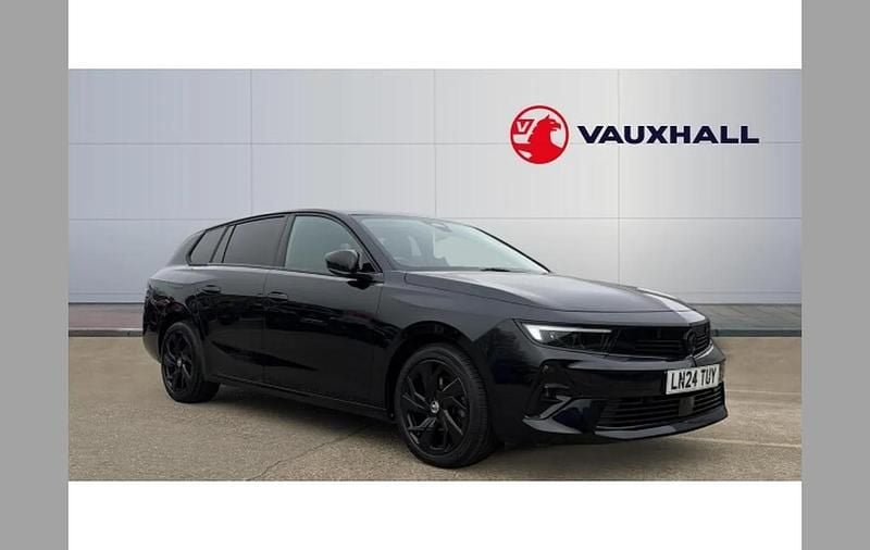 Used Vauxhall Astra 131 HP (96 kW) 2024 Black Estate