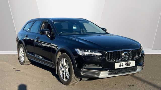 Used Volvo V90 CC 188 HP (138 kW) 2018 Estate