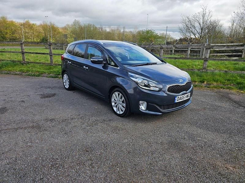 Used Kia Carens 2015 Blue MPV