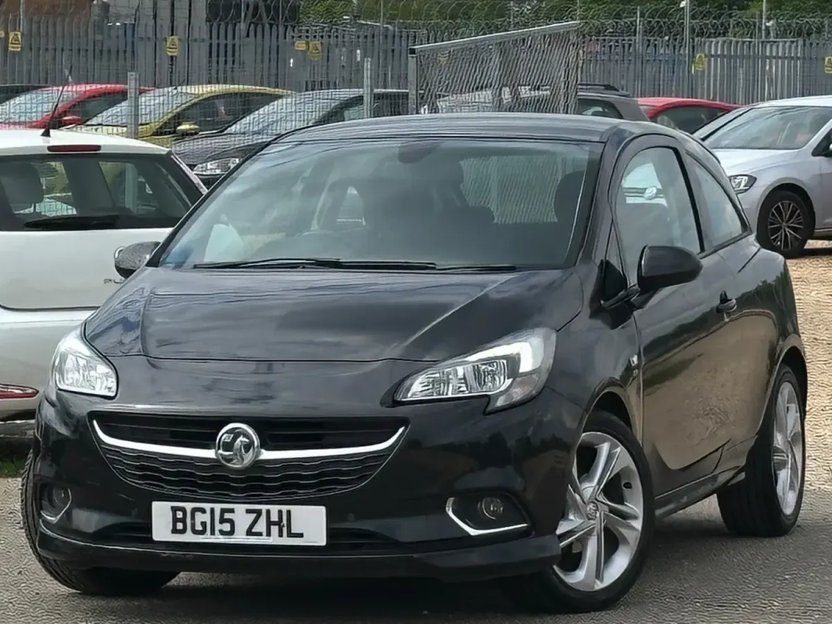 Second-hand Vauxhall Corsa SRi 90 CP (66 kW) 2015 Negru Hatchback