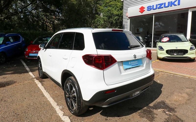 Used Suzuki Vitara SZ5 129 HP (94 kW) 2023 White SUV