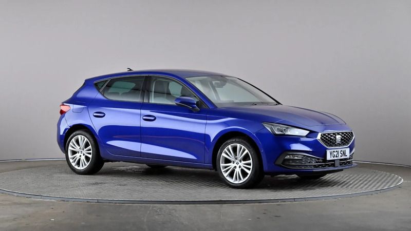 Blue Used 2021 Seat Leon SE Dynamic Hatchback | £12,677 (Fair price) - Image 1/4