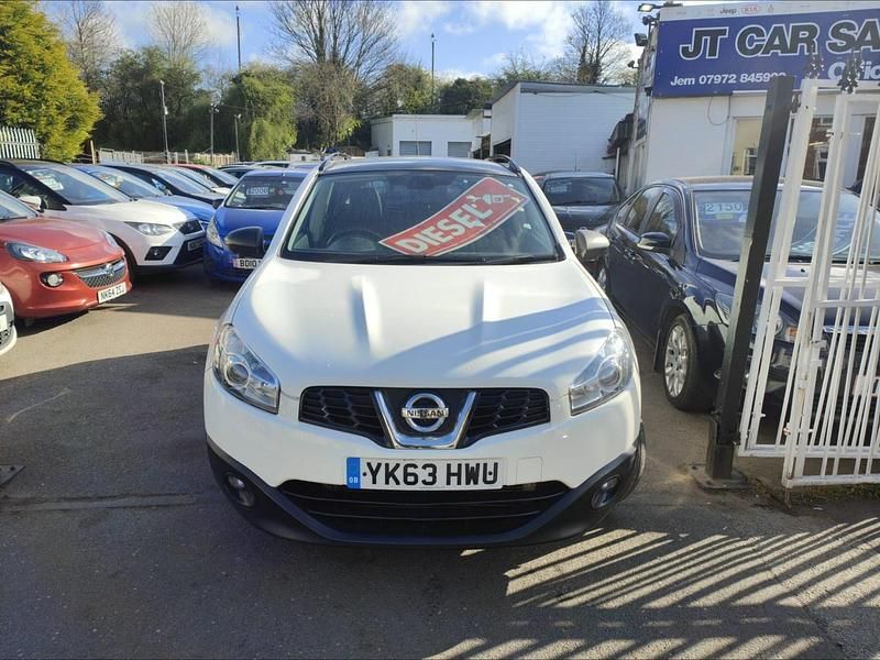 Used Nissan Qashqai 360º 2013 White SUV