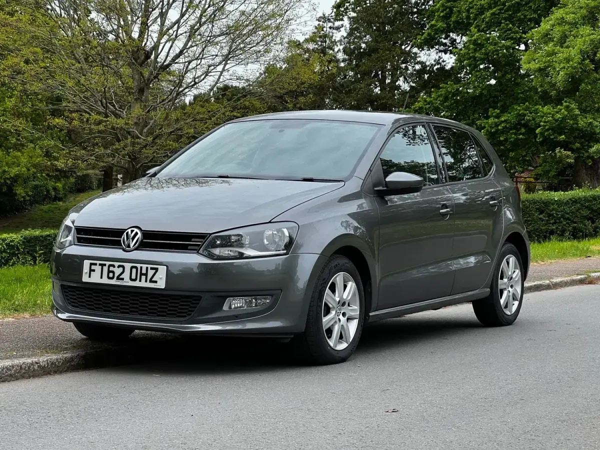 Begagnad VW Polo Match 75 HK (55 kW) 2013 Grå Halvkombi