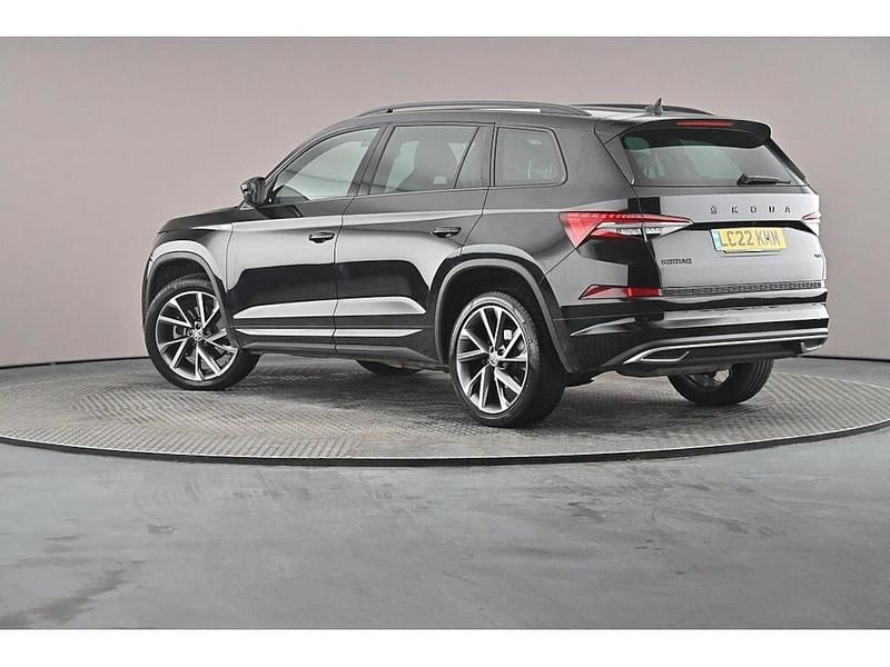 Used Skoda Kodiaq SportLine 140 HP (102 kW) 2022 Black magic pearl effect SUV