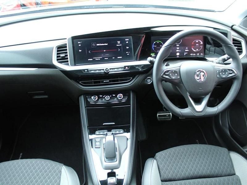 Used Vauxhall Grandland X GS Line 225 HP (165 kW) 2021 Grey SUV