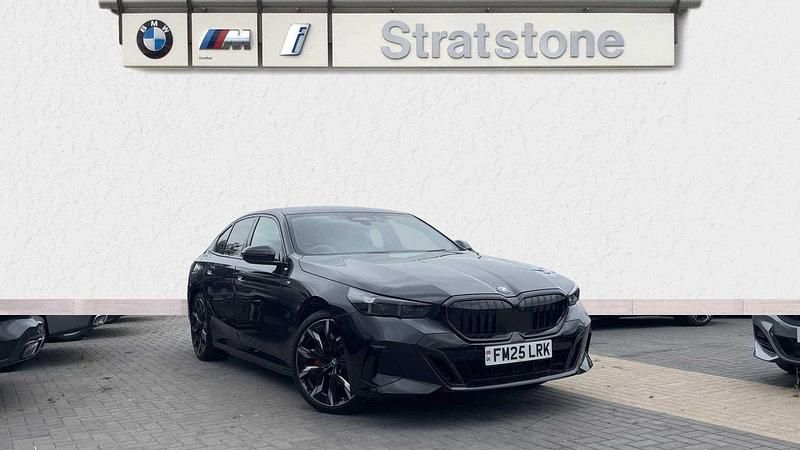Black New 2025 BMW 550e M Sport | £67,498 (Fair price) - Image 1/4
