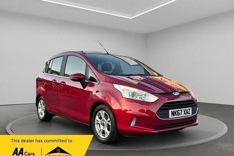 Used Ford B-MAX Zetec 125 HP (91 kW) 2017 Red MPV