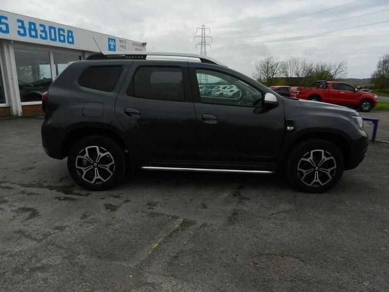 Used Dacia Duster Prestige 115 HP (84 kW) 2018 Grey SUV