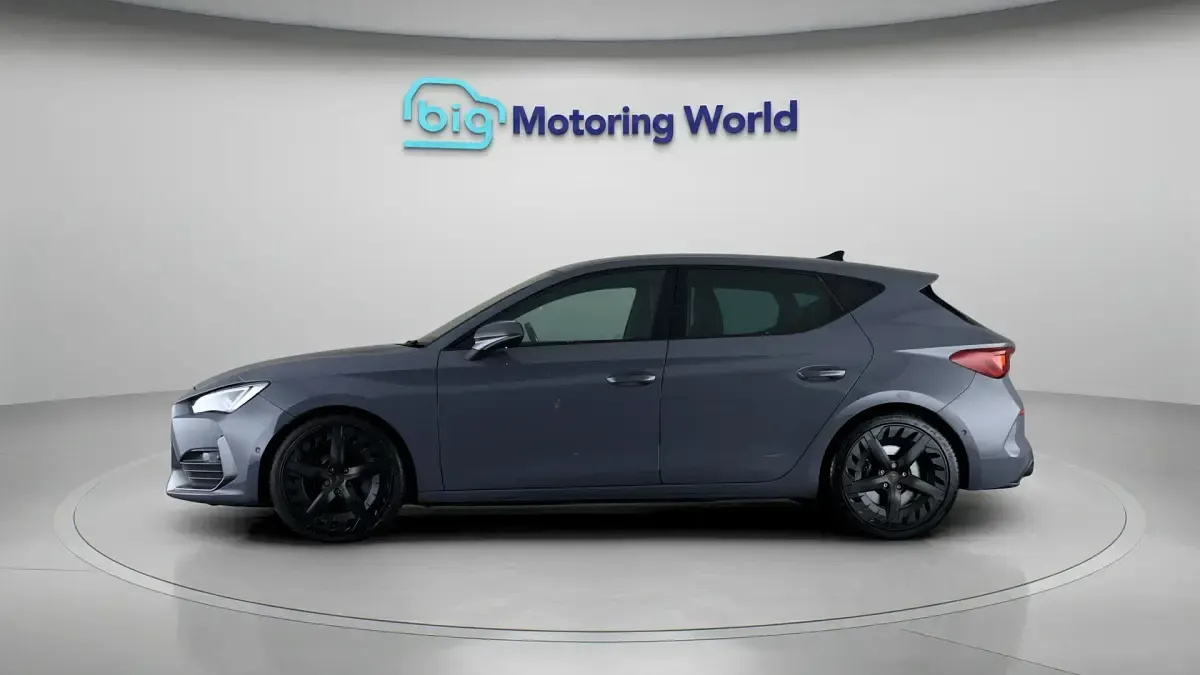 Used Cupra Leon VZ3 310 HP (228 kW) 2023 Grey Hatchback