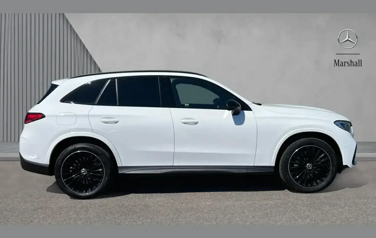 Used Mercedes GLC300 Urban 308 HP (226 kW) 2025 White SUV