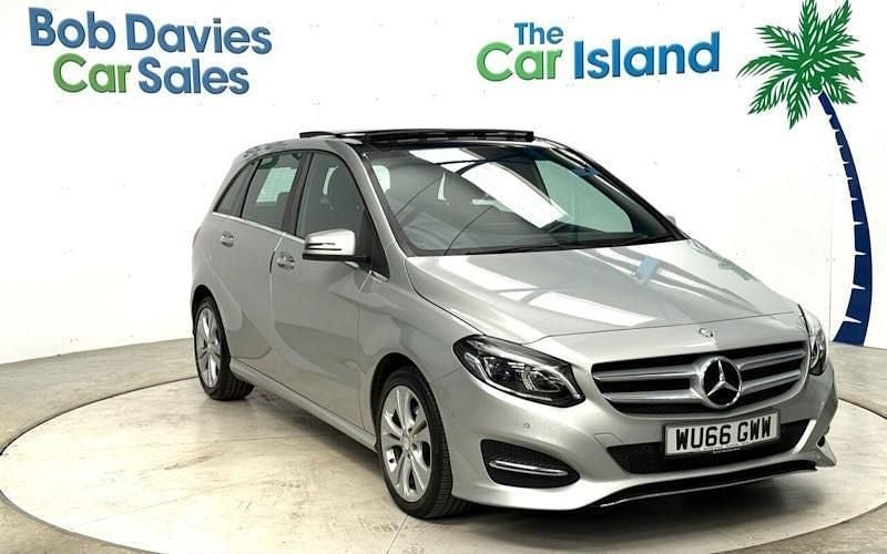 Used 2018 Mercedes B220 Premium Plus MPV | £14,200 (Fair price) - Image 1/4