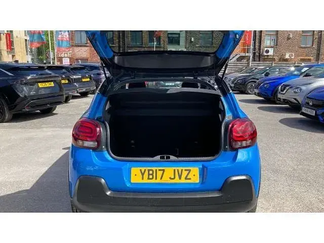 Used Citroën C3 Feel 110 HP (80 kW) 2017 Blue Hatchback