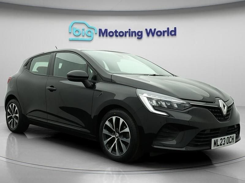 Black Used 2023 Renault Clio V Evolution Hatchback | £12,500 (Good price) - Image 1/4