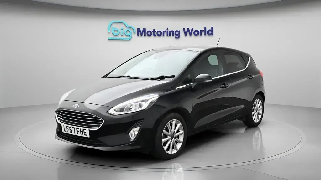 Usado Ford Fiesta Titanium 100 HP (73 kW) 2017 Preto Citadino