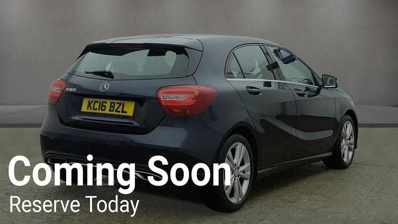 Used Mercedes A160 102 HP (75 kW) 2016 Blue Hatchback