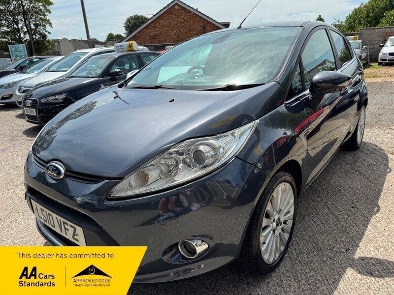 Grey Used 2010 Ford Fiesta Titanium Hatchback | £3,995 (Fair price) - Image 1/4