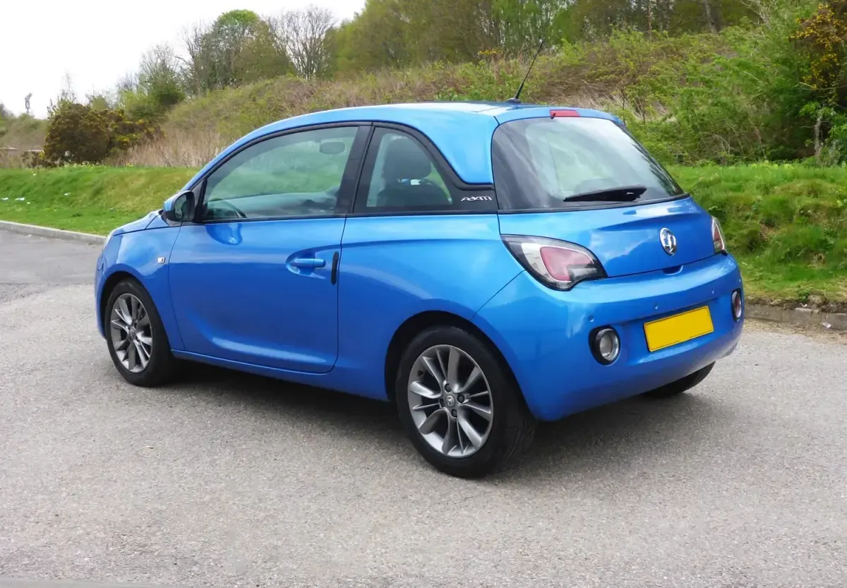Usado Vauxhall Adam Jam 2015 Azul Utilitario