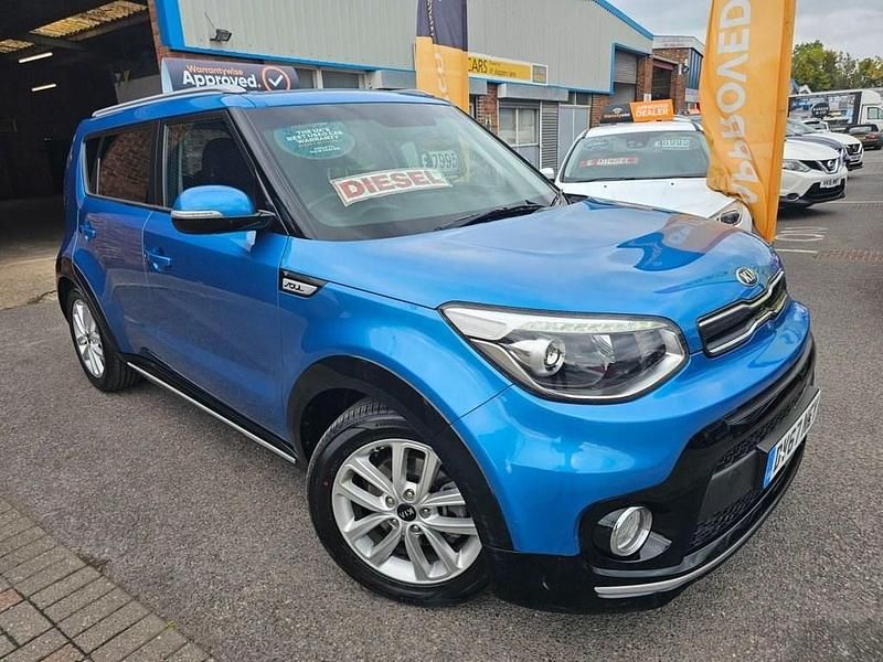 Blue Used 2017 Kia Soul 2 SUV | £7,995 (Fair price) - Image 1/4