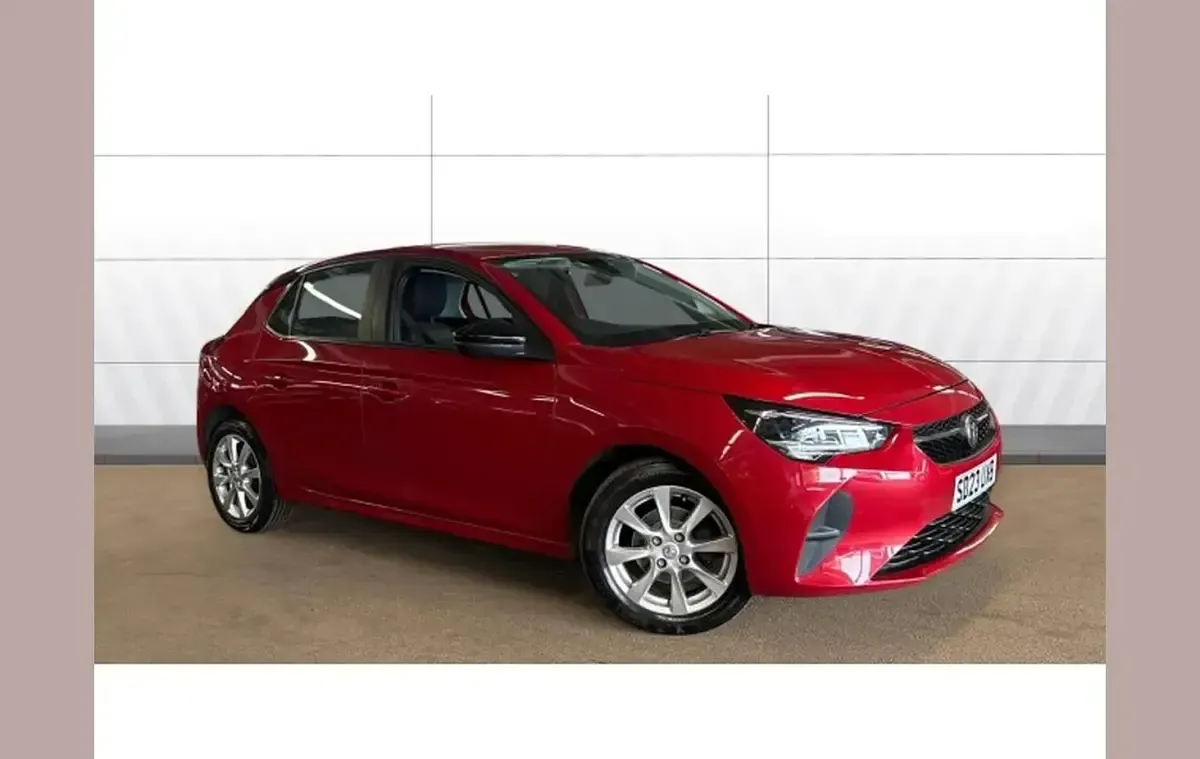 Usado Vauxhall Corsa Design Edition 75 HP (55 kW) 2023 Citadino