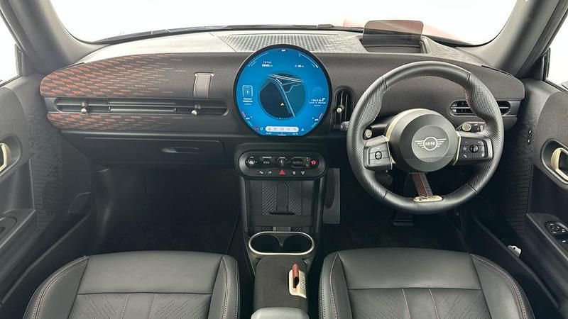 Begagnad Mini Cooper S Hatch 201 HK (147 kW) 2024 Röd Halvkombi
